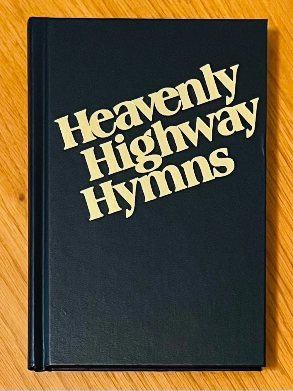 HEAVENLY HIGHWAY HYMNS: Shape Notes by Luther Presley, Hardback (Stamps-Baxter)